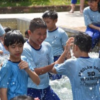 Kegiatan Outdoor Study Kelas VI Ke Agrowisata Tenayan Raya